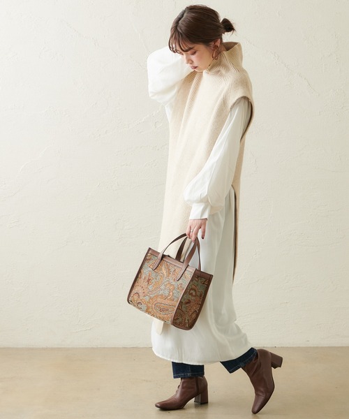 natural couture(ナチュラルクチュール)の「ハイネックロングベスト(ベスト・レディース・アイボリー/ベージュ・FREE)」の17枚目の写真