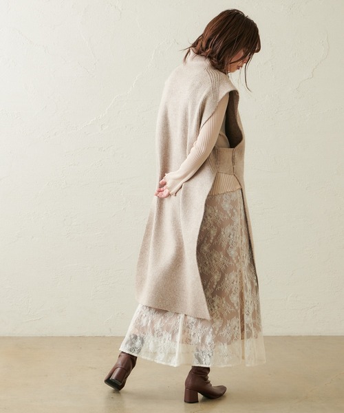 natural couture(ナチュラルクチュール)の「ハイネックロングベスト(ベスト・レディース・アイボリー/ベージュ・FREE)」の20枚目の写真