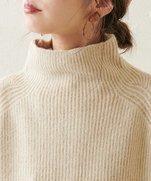 natural couture(ナチュラルクチュール)の「ハイネックロングベスト(ベスト・レディース・アイボリー/ベージュ・FREE)」の14枚目の写真