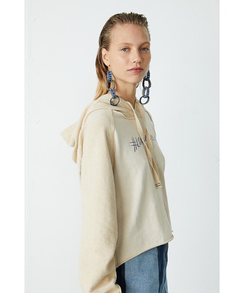 Desigual(デシグアル)の「リサイクルコットン ショートフーディ(スウェット・レディース・ホワイト・S/M/L)」の9枚目の写真