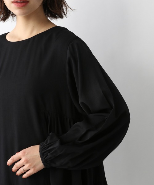 A part by(アパートバイ)の「PoRyティアードチュニック 931679(シャツ/ブラウス・レディース・ブラック/オフホワイト/ブルー系その他2・FREE)」の4枚目の写真