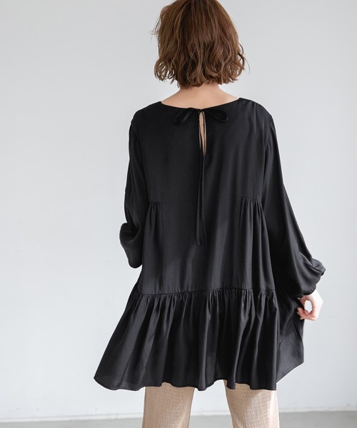 A part by(アパートバイ)の「PoRyティアードチュニック 931679(シャツ/ブラウス・レディース・ブラック/オフホワイト/ブルー系その他2・FREE)」の20枚目の写真