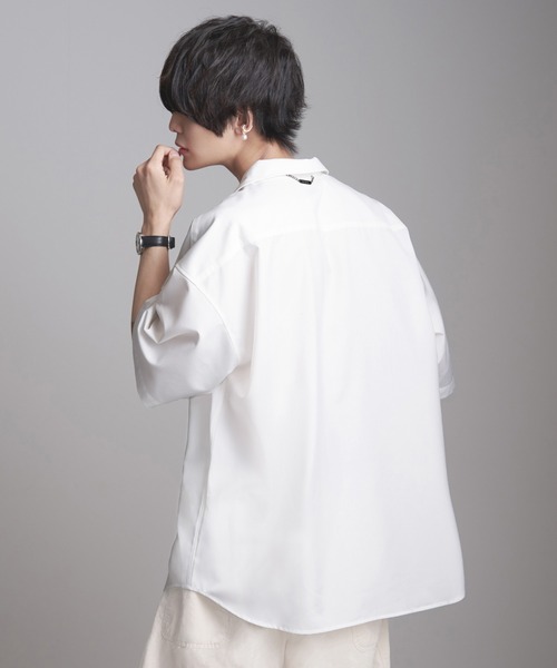 ADRER(アドラー)の「【ADRER】extra drape TR open collar shirt(シャツ/ブラウス・メンズ・ホワイト/グレイッシュベージュ/ブラック/チョコ/チャコールグレー/ブルー・X-SMALL/SMALL/LARGE/MEDIUM)」の7枚目の写真