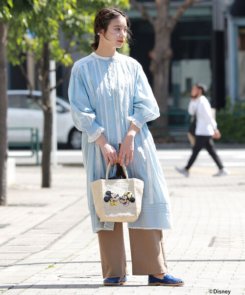 BEAMS BOY（ビームスボーイ）の「BEAMS BOY / ヴィンテージ レース ワンピース（ワンピース・レディース・ブラック/オフホワイト/サックスブルー・ONE SIZE）」の4枚目の写真