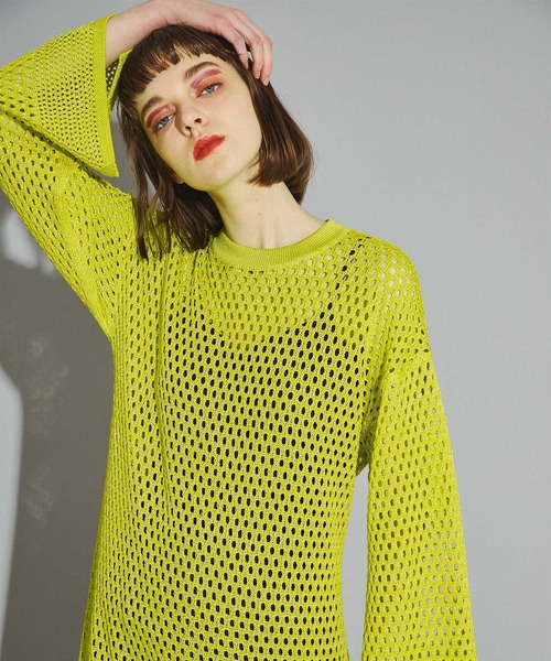 UNITED TOKYO（ユナイテッドトウキョウ）の「バックデザインメッシュニットワンピース（ワンピース・レディース・ブラック/グリーン・0）」の18枚目の写真