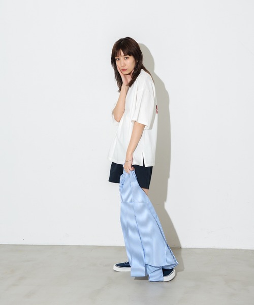 Auntie Rosa Holiday（アンティローザホリデー）の「ビッグロゴバックプリントTシャツ（Tシャツ/カットソー・レディース・ホワイト/チャコールグレー/レッド/グリーン/オレンジ・FREE）」の16枚目の写真