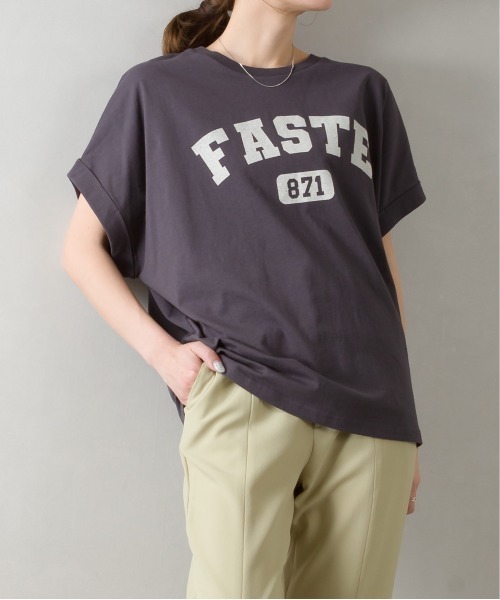 SpRay(スプレイ)の「カレッジ871ロゴドルマンTシャツ(Tシャツ/カットソー・レディース・チャコールグレー/オフホワイト/ブルー/グリーン/ラベンダー/グレイッシュベージュ・FREE)」の15枚目の写真