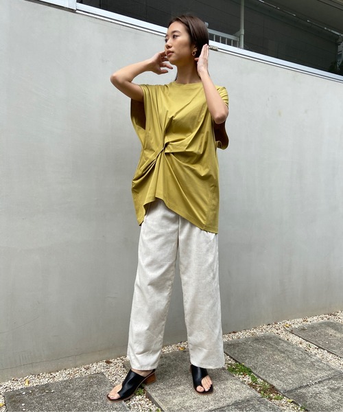 AZUL ENCANTO(アズールエンカント)の「サイドウエストタックトップス(Tシャツ/カットソー・レディース・オフホワイト/ブラック/イエロー系その他/ベージュ・FREE)」の19枚目の写真