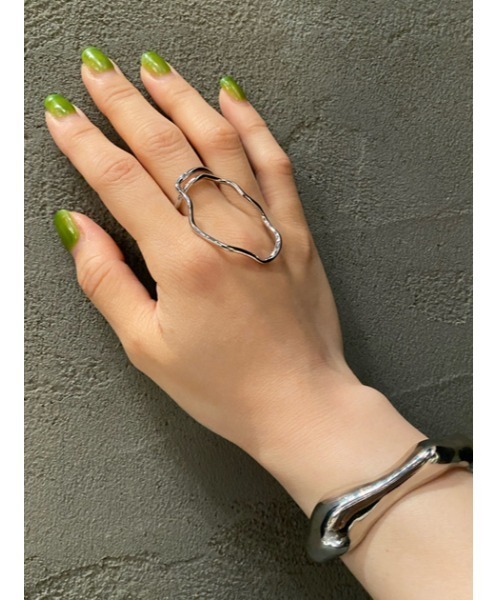 SLY(スライ)の「UNIQUE METAL OVER RING(リング・レディース・シルバー/ゴールド・FREE)」の6枚目の写真