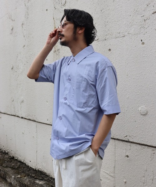 CIAOPANIC(チャオパニック)の「シリコン加工ショートスリーブビッグシャツ(シャツ/ブラウス・メンズ・カーキ/ベージュ/オフホワイト/サックスブルー・LARGE/MEDIUM)」の4枚目の写真