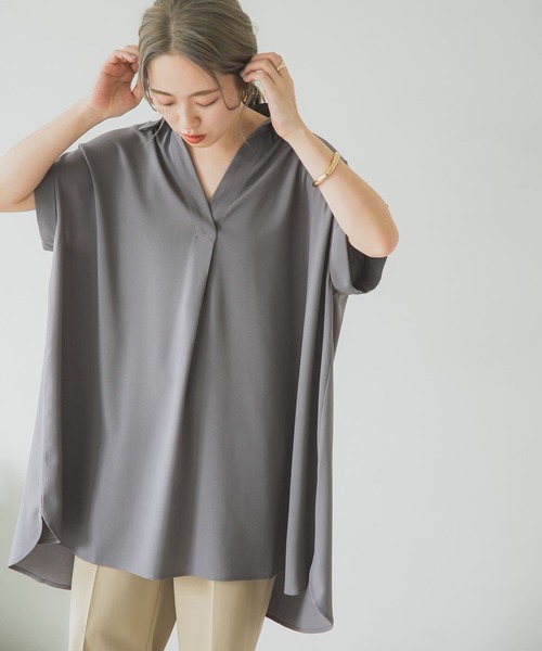 ITEMS URBANRESEARCH（アイテムズ アーバンリサーチ）の「スキッパードルマンシャツチュニック（シャツ/ブラウス・レディース・チャコールグレー/モカ/ホワイト・FREE）」の3枚目の写真