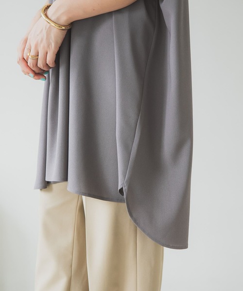 ITEMS URBANRESEARCH（アイテムズ アーバンリサーチ）の「スキッパードルマンシャツチュニック（シャツ/ブラウス・レディース・チャコールグレー/モカ/ホワイト・FREE）」の17枚目の写真