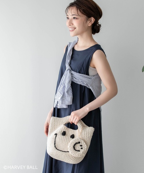 Edit Sheen(エディットシーン)の「手編みニコちゃんポーチチャーム(ポーチ・レディース・アイボリー・FREE)」の9枚目の写真