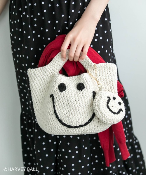 Edit Sheen(エディットシーン)の「手編みニコちゃんポーチチャーム(ポーチ・レディース・アイボリー・FREE)」の20枚目の写真