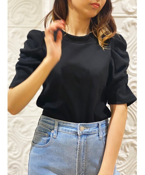 NOMAE（ノーマエ）の「【NOMAE】ギャザースリーブカットソー（Tシャツ/カットソー・レディース・ホワイト/ブラック/ベージュ/ライトグリーン・FREE）」の2枚目の写真