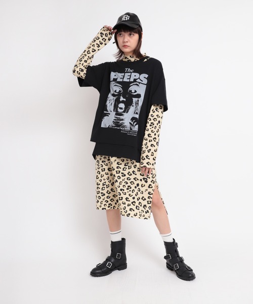RNA（アールエヌエー）の「M1709 PEEPSカッティングルーズTシャツ（Tシャツ/カットソー・レディース・ホワイト/ブラック/レッド・MEDIUM）」の8枚目の写真