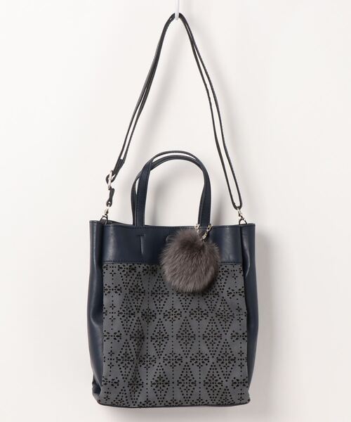 SAC(サック)の「スエード調オリジナルパンチング柄ショルダーバッグ SAC unit(ショルダーバッグ・レディース・ピンク/キャメル/ネイビー/ダークベージュ・FREE)」の16枚目の写真