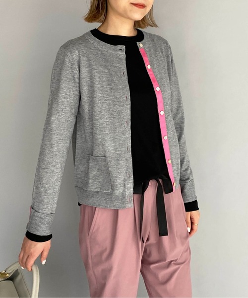 PICCIN(ピッチン)の「シェルボタンバイカラーカーディガン(カーディガン/ボレロ・レディース・ブラック/ライトグレー/ベージュ/ブルー/ピンクベージュ/チェリーピンク・M)」の2枚目の写真