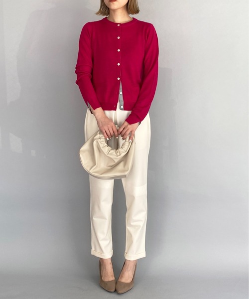 PICCIN(ピッチン)の「シェルボタンバイカラーカーディガン(カーディガン/ボレロ・レディース・ブラック/ライトグレー/ベージュ/ブルー/ピンクベージュ/チェリーピンク・M)」の22枚目の写真