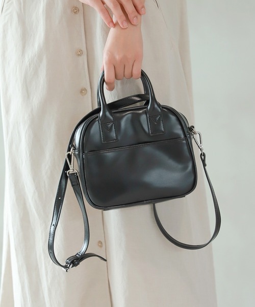 LAKOLE（ラコレ）の「2WAYミニボストンショルダーバッグ / 955920（ボストンバッグ・レディース・ホワイト/ブラック/モカ/オレンジ・FREE）」の2枚目の写真