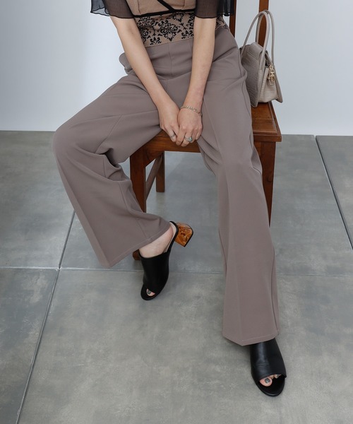 COLONY 2139（コロニートゥーワンスリーナイン）の「ストレッチイージーケアパンツ(ストレート)（その他パンツ・レディース・ブラック/ブルー/モカ・SMALL/MEDIUM/LARGE）」の3枚目の写真