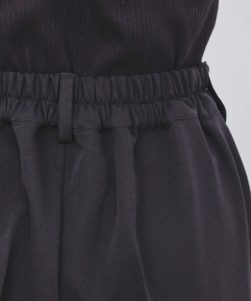 COLONY 2139（コロニートゥーワンスリーナイン）の「ストレッチイージーケアパンツ(ストレート)（その他パンツ・レディース・ブラック/ブルー/モカ・SMALL/MEDIUM/LARGE）」の11枚目の写真