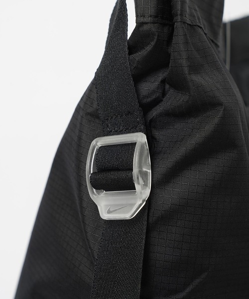 NIKE（ナイキ）の「NIKE STASH TOTE DD1357-010/208（ショルダーバッグ・メンズ・ブラック/ブラウン・ONE SIZE）」の13枚目の写真