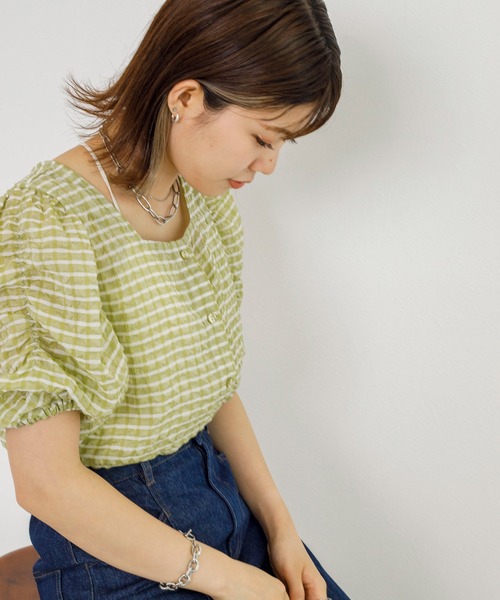 w closet（ダブルクローゼット）の「サッカーチェック2WAYブラウス（シャツ/ブラウス・レディース・ライム/ピンク系・FREE）」の12枚目の写真