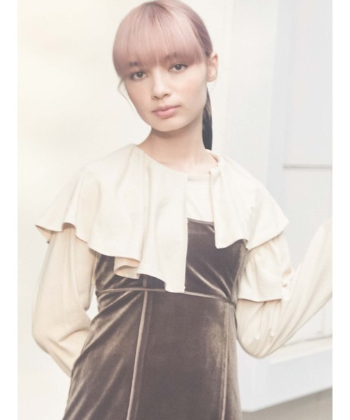 merry jenny（メリージェニー）の「アシメフリルカットソー（Tシャツ/カットソー・レディース・オフホワイト/ブラック/ベージュ・FREE）」の3枚目の写真