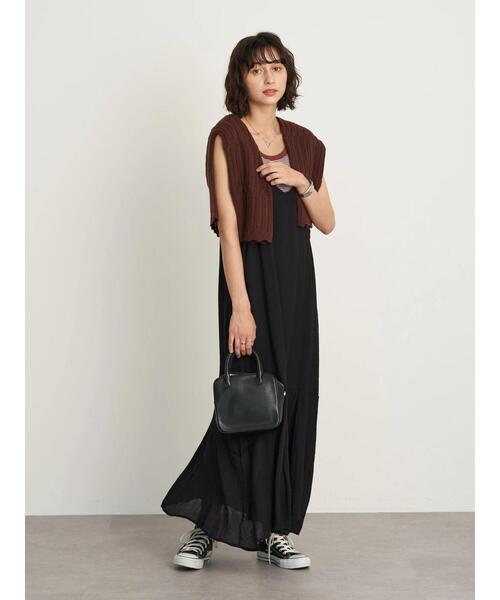 earth music&ecology（アースミュージックアンドエコロジー）の「アシメ裾フレアキャミワンピース ＊（ワンピース・レディース・ブラック/ベージュ/ライトパープル・FREE）」の5枚目の写真