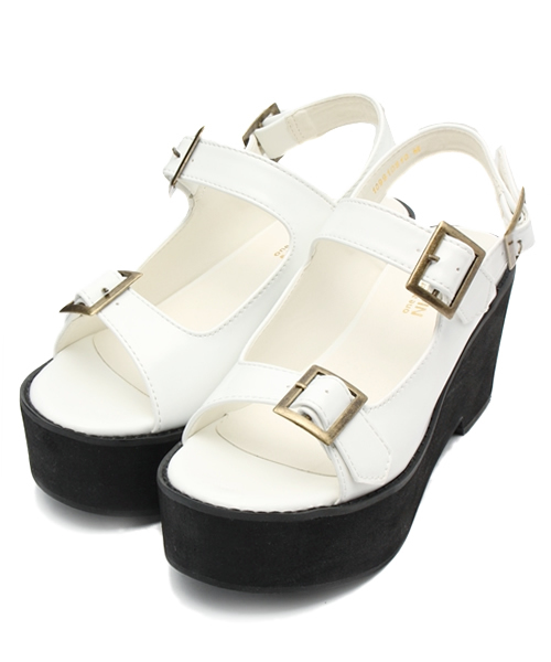 one after another NICE CLAUP（ワンアフターアナザーナイスクラップ）の「【ナイスクラップ】ベルト厚底サンダル（その他シューズ・レディース・アイボリー/ブラック・SMALL/LARGE/MEDIUM）」の2枚目の写真