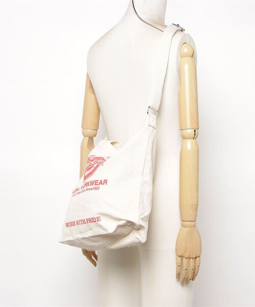 Dickies（ディッキーズ）の「【DICKIES/ディッキーズ】ロゴアートワークプリント キャンバス2WAYショルダーバッグ（ショルダーバッグ・レディース・ホワイト/ブラック/ネイビー/レッド・F）」の8枚目の写真