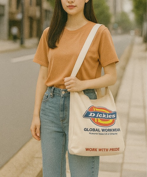 Dickies（ディッキーズ）の「【DICKIES/ディッキーズ】ロゴアートワークプリント キャンバス2WAYショルダーバッグ（ショルダーバッグ・レディース・ホワイト/ブラック/ネイビー/レッド・F）」の12枚目の写真