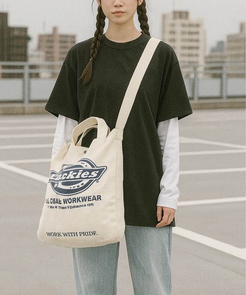 Dickies（ディッキーズ）の「【DICKIES/ディッキーズ】ロゴアートワークプリント キャンバス2WAYショルダーバッグ（ショルダーバッグ・レディース・ホワイト/ブラック/ネイビー/レッド・F）」の10枚目の写真