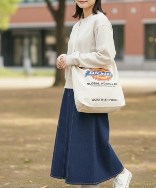 Dickies（ディッキーズ）の「【DICKIES/ディッキーズ】ロゴアートワークプリント キャンバス2WAYショルダーバッグ（ショルダーバッグ・レディース・ホワイト/ブラック/ネイビー/レッド・F）」の19枚目の写真