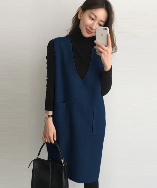 ABITOKYO(アビトーキョー)の「ニットメルトンVネックジャンパースカート(ジャンパースカート・レディース・グレー/キャメル/ブルーグレー/ライトグリーン/チャコールグレー/グリーン/ネイビー/ブラック/ベージュ・M/L/XL)」の8枚目の写真