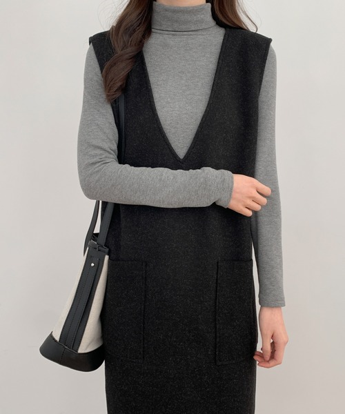 ABITOKYO(アビトーキョー)の「ニットメルトンVネックジャンパースカート(ジャンパースカート・レディース・グレー/キャメル/ブルーグレー/ライトグリーン/チャコールグレー/グリーン/ネイビー/ブラック/ベージュ・M/L/XL)」の19枚目の写真