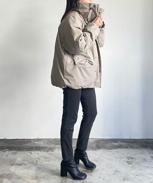 COMMON WARE(コモンウェアー)の「COMMONWARE: 中綿 ボリューム エコダウン ジャケット★(ダウンジャケット/コート・レディース・チャコールグレー/ブラック/ベージュ/グリーン/ライトベージュ・L/M)」の4枚目の写真