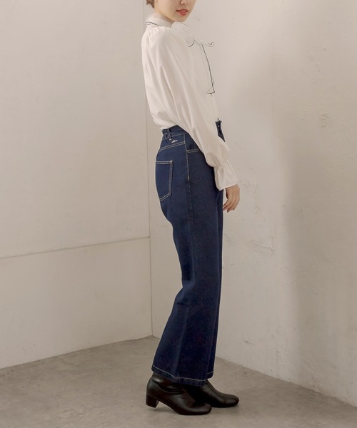 OLIVE des OLIVE(オリーブデオリーブ)の「Olive basic フレアパンツ(デニムパンツ・レディース・ワンウォッシュ/ブラック・FREE)」の4枚目の写真