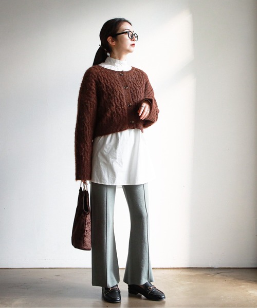 feepur（フェピュール）の「《ウォッシャブル》ネコヤーンケーブル2wayニットカーディガン（カーディガン/ボレロ・レディース・オフホワイト/ブラック/ブラウン/オリーブ/ブルー/オレンジ・MEDIUM）」の12枚目の写真