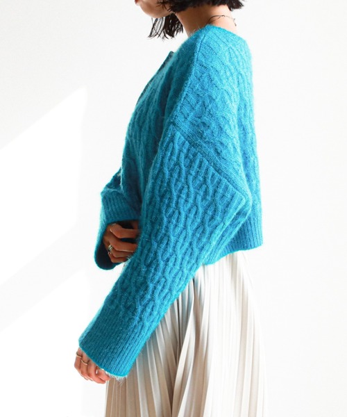 feepur（フェピュール）の「《ウォッシャブル》ネコヤーンケーブル2wayニットカーディガン（カーディガン/ボレロ・レディース・オフホワイト/ブラック/ブラウン/オリーブ/ブルー/オレンジ・MEDIUM）」の13枚目の写真