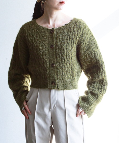 feepur（フェピュール）の「《ウォッシャブル》ネコヤーンケーブル2wayニットカーディガン（カーディガン/ボレロ・レディース・オフホワイト/ブラック/ブラウン/オリーブ/ブルー/オレンジ・MEDIUM）」の15枚目の写真