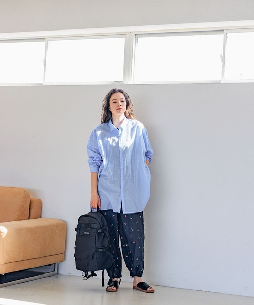 niko and...（ニコアンド）の「オリジナルベルトデイパック　16L（バックパック/リュック・レディース・チャコール/ブラック/キャメル/ダークグレー/オフホワイト・0）」の22枚目の写真