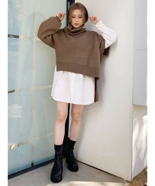 MURUA（ムルーア）の「オフタートルレイヤードシャツワンピース（ワンピース・レディース・アイボリー/ブラック/ライトブルー/モカ・1/2）」の12枚目の写真