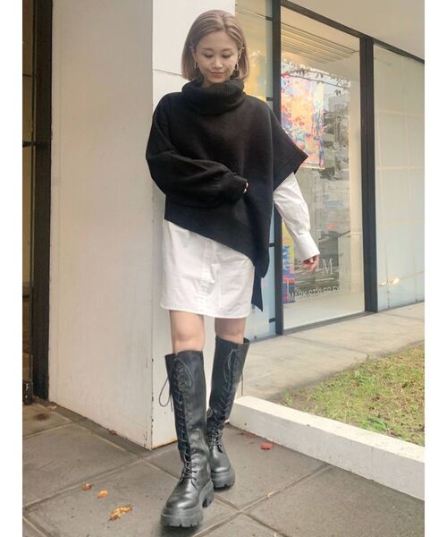 MURUA（ムルーア）の「オフタートルレイヤードシャツワンピース（ワンピース・レディース・アイボリー/ブラック/ライトブルー/モカ・1/2）」の17枚目の写真