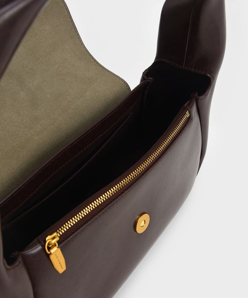 CHARLES & KEITH（チャールズ & キース）の「ルーシュドハンドル