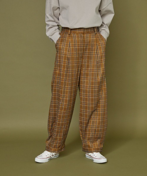 idem（イデム）の「loose tuck check pants/チェックワイドパンツ（その他パンツ・レディース・ブラウン/グレー・FREE/SMALL）」の15枚目の写真