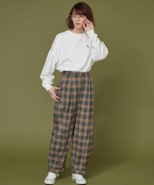 idem（イデム）の「loose tuck check pants/チェックワイドパンツ（その他パンツ・レディース・ブラウン/グレー・FREE/SMALL）」の18枚目の写真