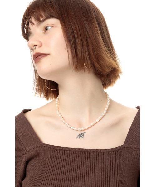 SLY(スライ)の「R/C PEARL NECKLACE パール ネックレス(ネックレス・レディース・ホワイト・FREE)」の1枚目の写真