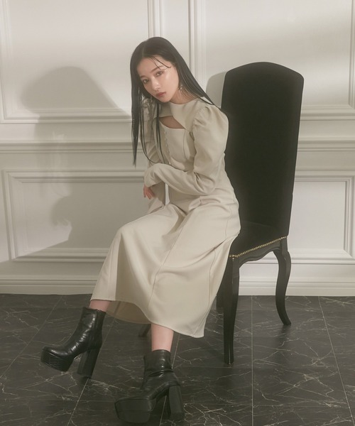 ANDGEEBEE（アンジービー）の「フロントオープンワンピ（ワンピース・レディース・ベージュ/ネイビー・MEDIUM）」の10枚目の写真